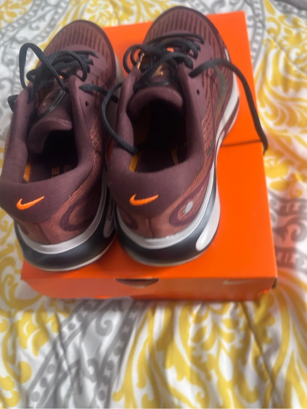 Nike Men’s Maroon and Black Running Sneakers